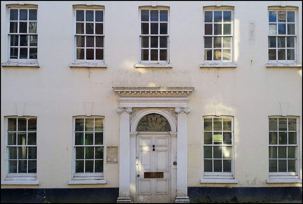 Lloyds Bank Lewes Image Scene Lloyds Bank Lewes Image Scene